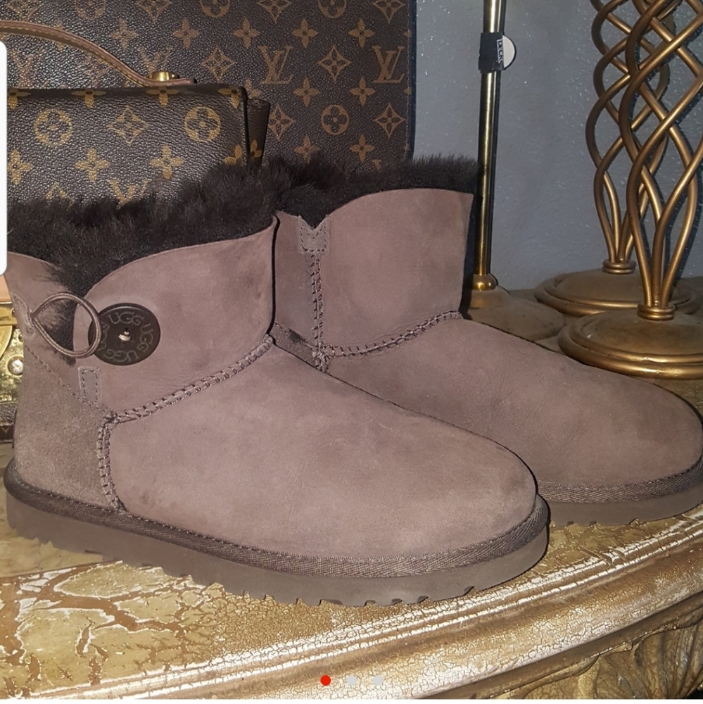 UGGS 👢 chocolate brown🍫